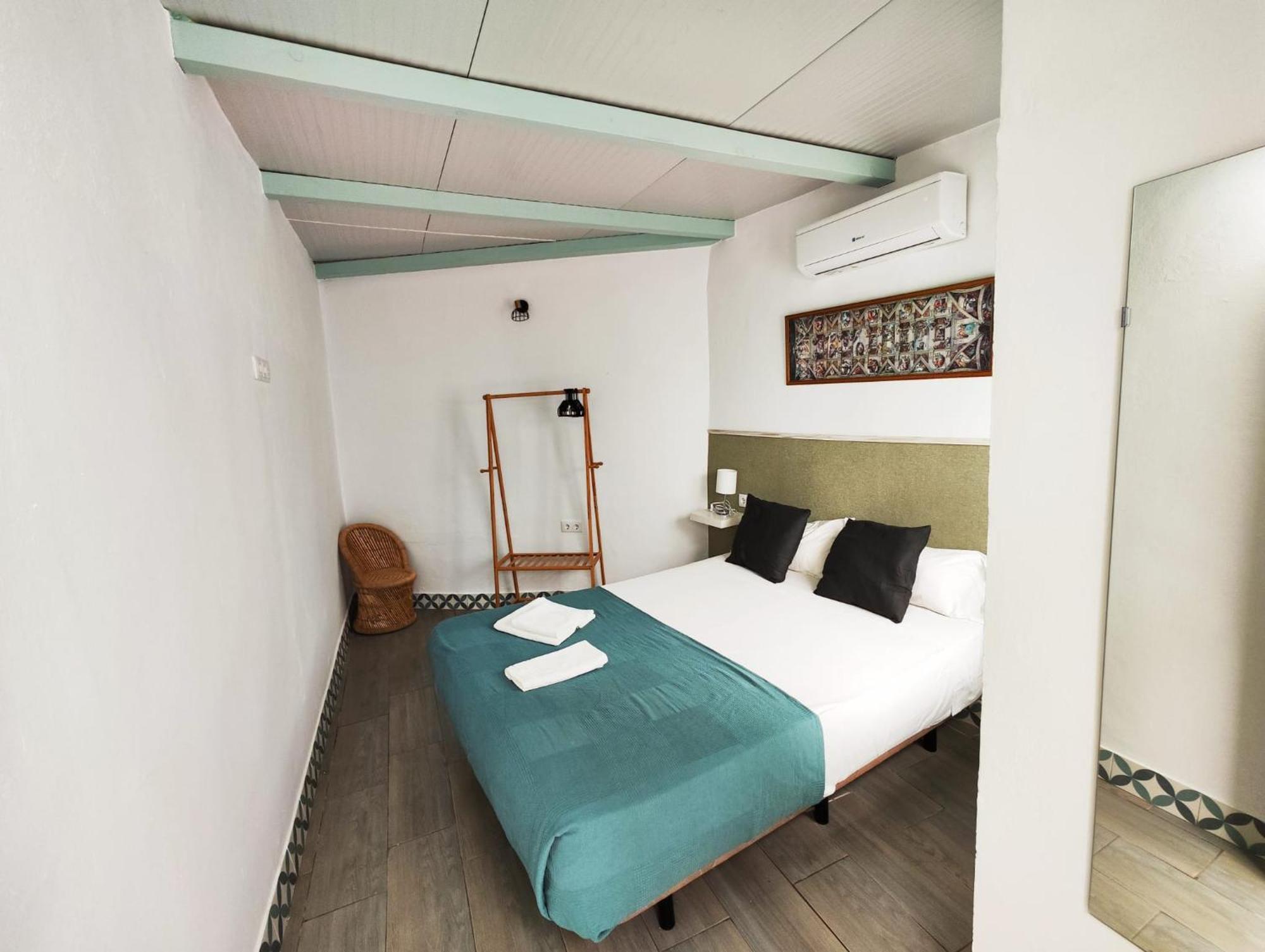 Apartamento Puerta De Cordoba Καρμόνα Εξωτερικό φωτογραφία